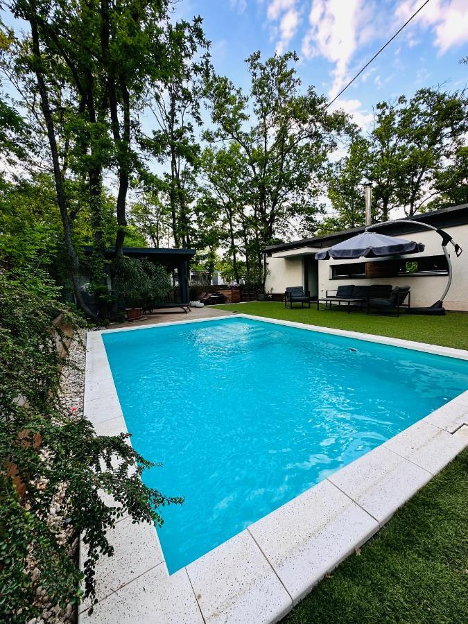 Pine-Wood Resort Balatonalmádi Zewnętrze zdjęcie